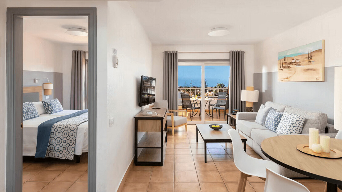 One Bedroom Apartment 